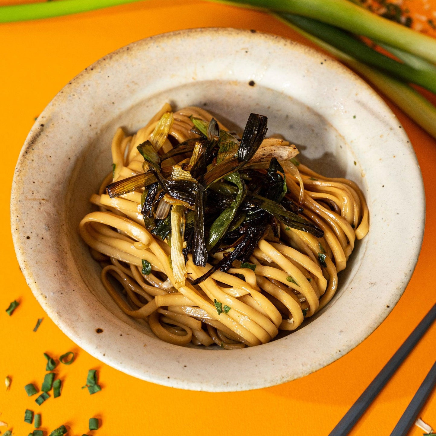 Soy Scallion Oil Oat Noodles (8-Pack) - NOMMii